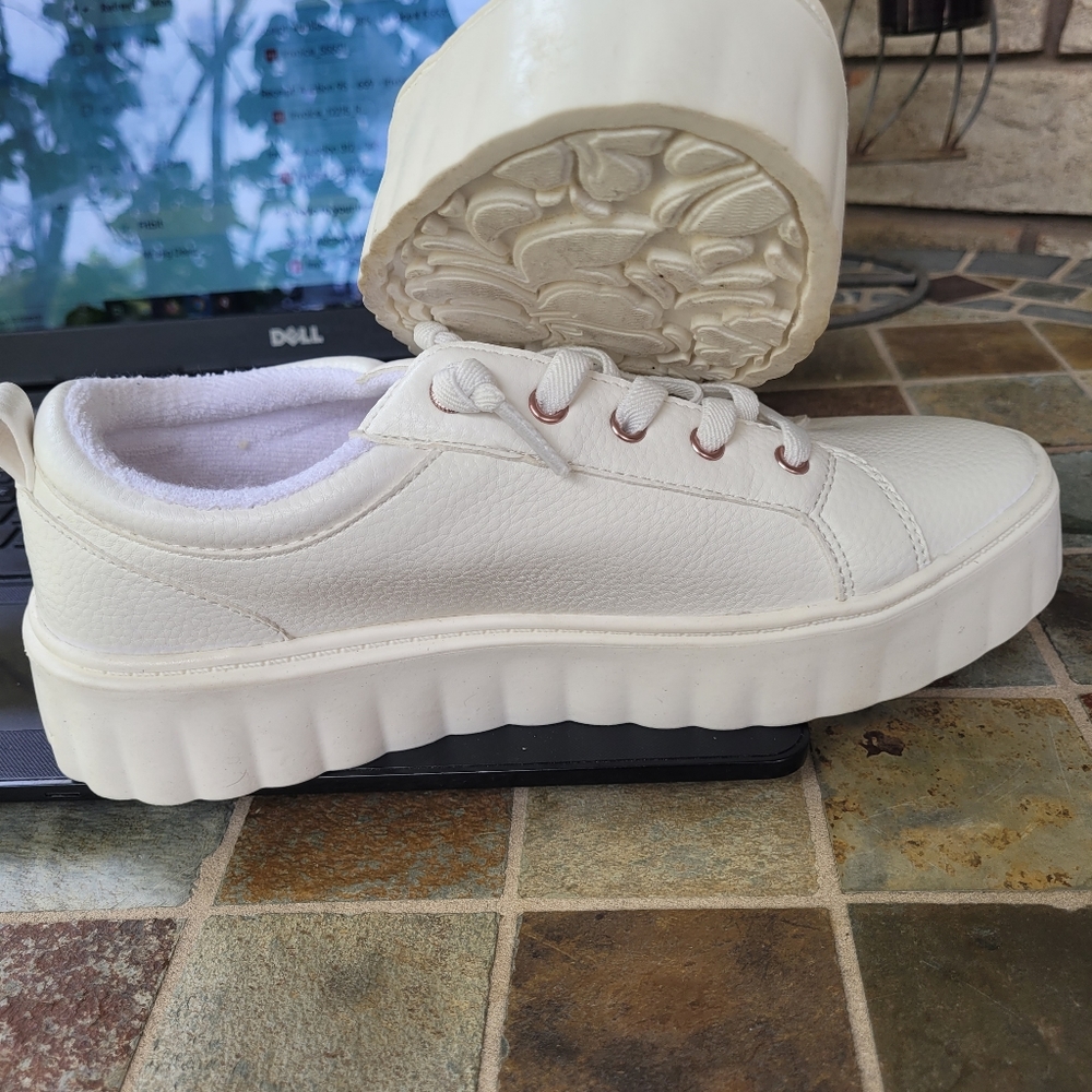 Ladies Sneakers